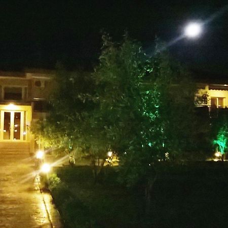 Gaia Studios & Apartments Néa Plája Kültér fotó