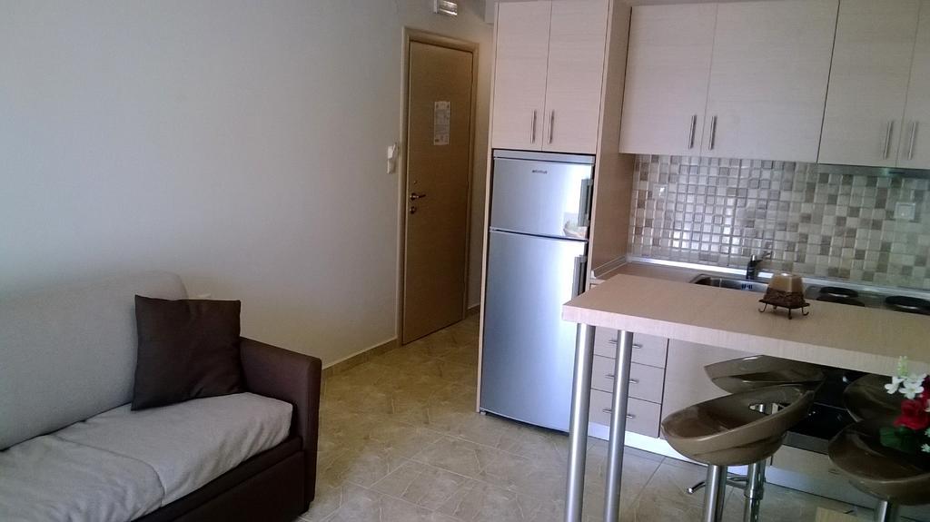 Gaia Studios & Apartments Néa Plája Kültér fotó