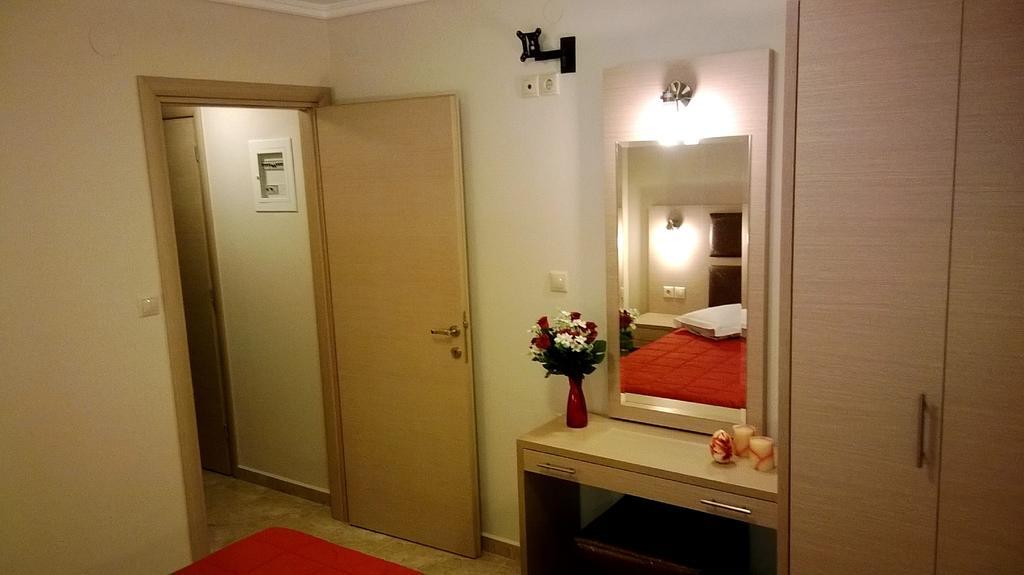 Gaia Studios & Apartments Néa Plája Kültér fotó