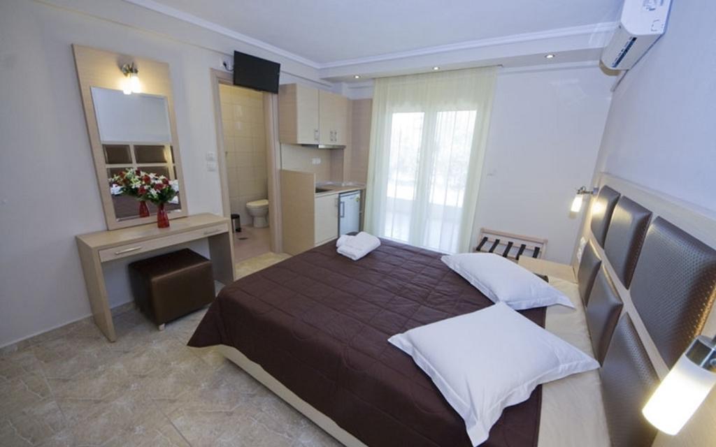 Gaia Studios & Apartments Néa Plája Kültér fotó